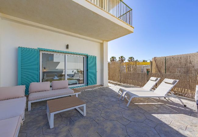 Apartamento en Tarifa - Jardín resguardado del Levante - WIFI Fibra Óptica  Apartamento en Tarifa - Jardín resguardado del Levante - WIFI Fibra Óptica