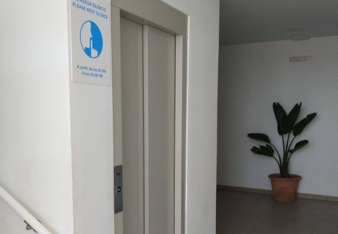 Apartamento en Tarifa - Jardín resguardado del Levante - WIFI Fibra Óptica 