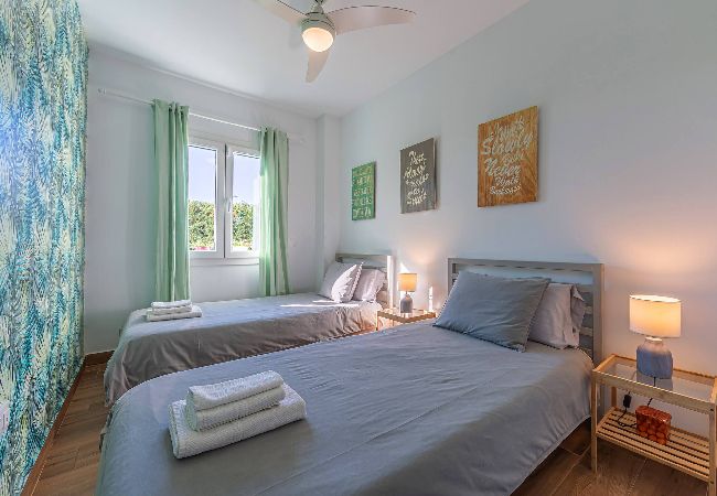 Apartamento en Tarifa - Jardín soleado sin viento - WIFI Fibra Óptica  Apartamento en Tarifa - Jardín soleado sin viento - WIFI Fibra Óptica