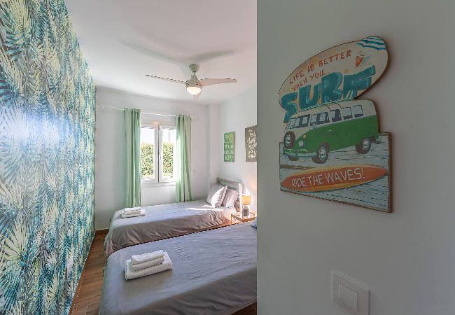 Apartamento en Tarifa - Jardín soleado sin viento - WIFI Fibra Óptica  Apartamento en Tarifa - Jardín soleado sin viento - WIFI Fibra Óptica