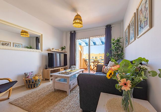 Residencial en Tarifa - 1a linea playa, piscina, terraza  y WIFI  Residencial en Tarifa - 1a linea playa, piscina, terraza  y WIFI