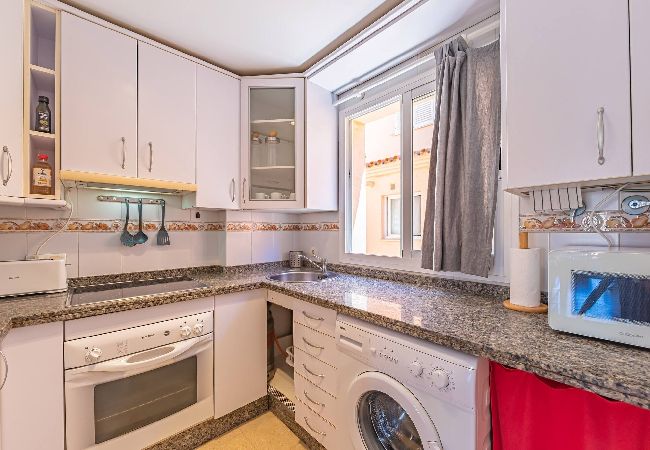 Residencial en Tarifa - 1a linea playa, piscina, terraza  y WIFI  Residencial en Tarifa - 1a linea playa, piscina, terraza  y WIFI