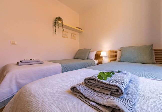 Residencial en Tarifa - 1a linea playa, piscina, terraza  y WIFI  Residencial en Tarifa - 1a linea playa, piscina, terraza  y WIFI