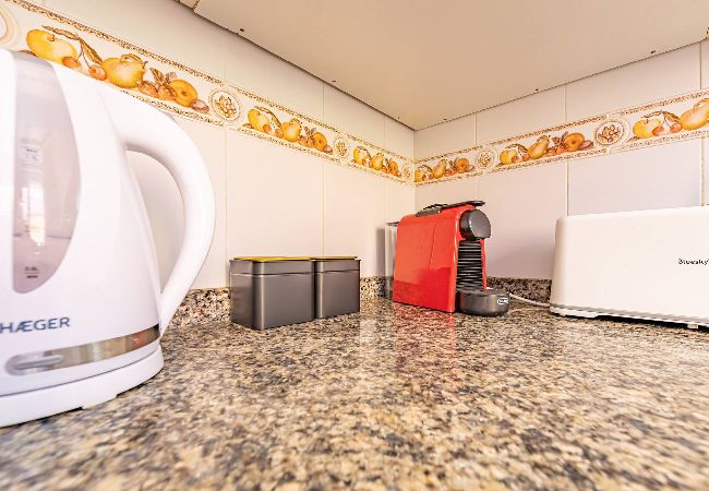 Residencial en Tarifa - 1a linea playa, piscina, terraza  y WIFI  Residencial en Tarifa - 1a linea playa, piscina, terraza  y WIFI