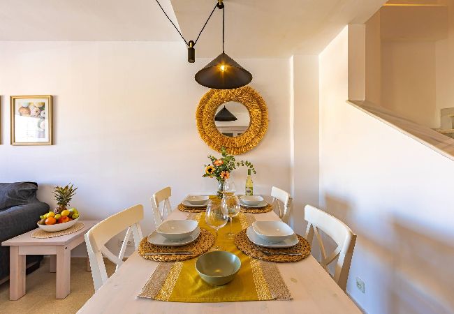 Residencial en Tarifa - 1a linea playa, piscina, terraza  y WIFI  Residencial en Tarifa - 1a linea playa, piscina, terraza  y WIFI