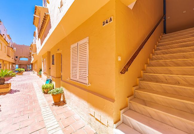 Residencial en Tarifa - 1a linea playa, piscina, terraza  y WIFI  Residencial en Tarifa - 1a linea playa, piscina, terraza  y WIFI