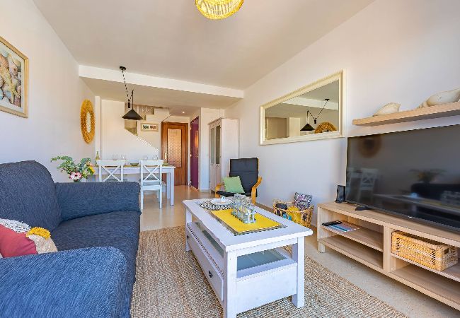 Residencial en Tarifa - 1a linea playa, piscina, terraza  y WIFI  Residencial en Tarifa - 1a linea playa, piscina, terraza  y WIFI