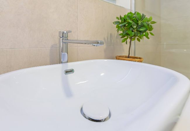 Apartamento en Tarifa - Ventura P2 - Piscina y Centrico - SimplyTarifa  Apartamento en Tarifa - Ventura P2 - Piscina y Centrico - SimplyTarifa