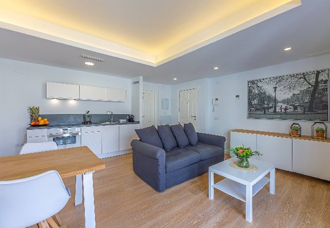 Apartamento en Tarifa - Ventura P2 - Piscina y Centrico - SimplyTarifa  Apartamento en Tarifa - Ventura P2 - Piscina y Centrico - SimplyTarifa