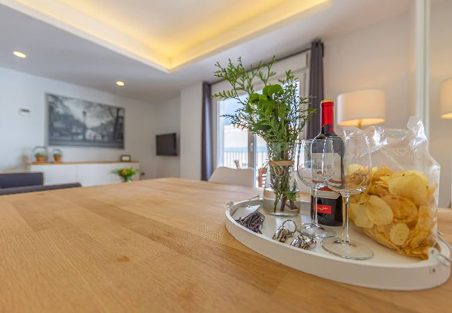 Apartamento en Tarifa - Ventura P2 - Piscina y Centrico - SimplyTarifa  Apartamento en Tarifa - Ventura P2 - Piscina y Centrico - SimplyTarifa