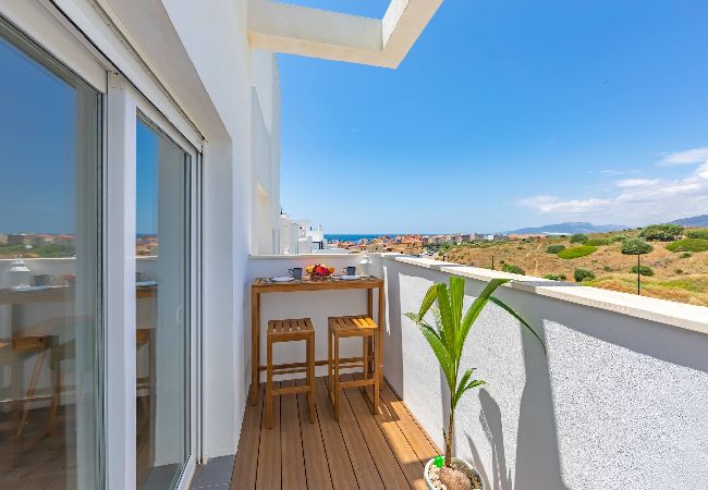 Apartamento en Tarifa - Vistas, piscina, terraza & fibra 