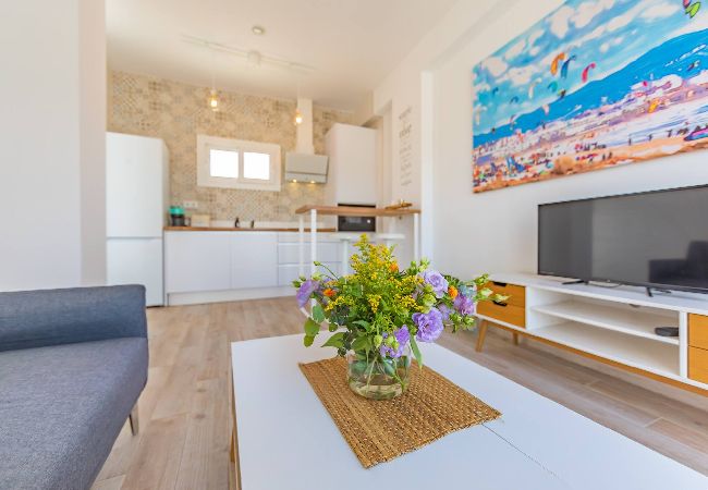 Apartamento en Tarifa - Vistas, piscina, terraza & WIFI fibra optica Apartamento en Tarifa - Vistas, piscina, terraza & WIFI fibra optica