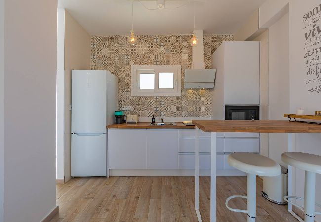 Apartamento en Tarifa - Vistas, piscina, terraza & WIFI fibra optica Apartamento en Tarifa - Vistas, piscina, terraza & WIFI fibra optica