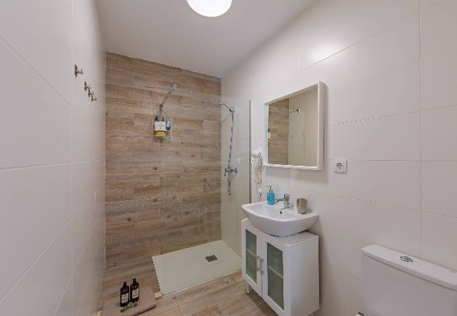 Apartamento en Tarifa - Vistas, piscina, terraza & WIFI fibra optica Apartamento en Tarifa - Vistas, piscina, terraza & WIFI fibra optica