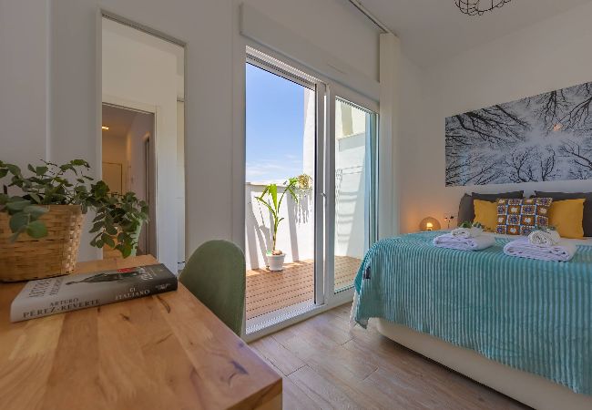 Apartamento en Tarifa - Vistas, piscina, terraza & WIFI fibra optica Apartamento en Tarifa - Vistas, piscina, terraza & WIFI fibra optica