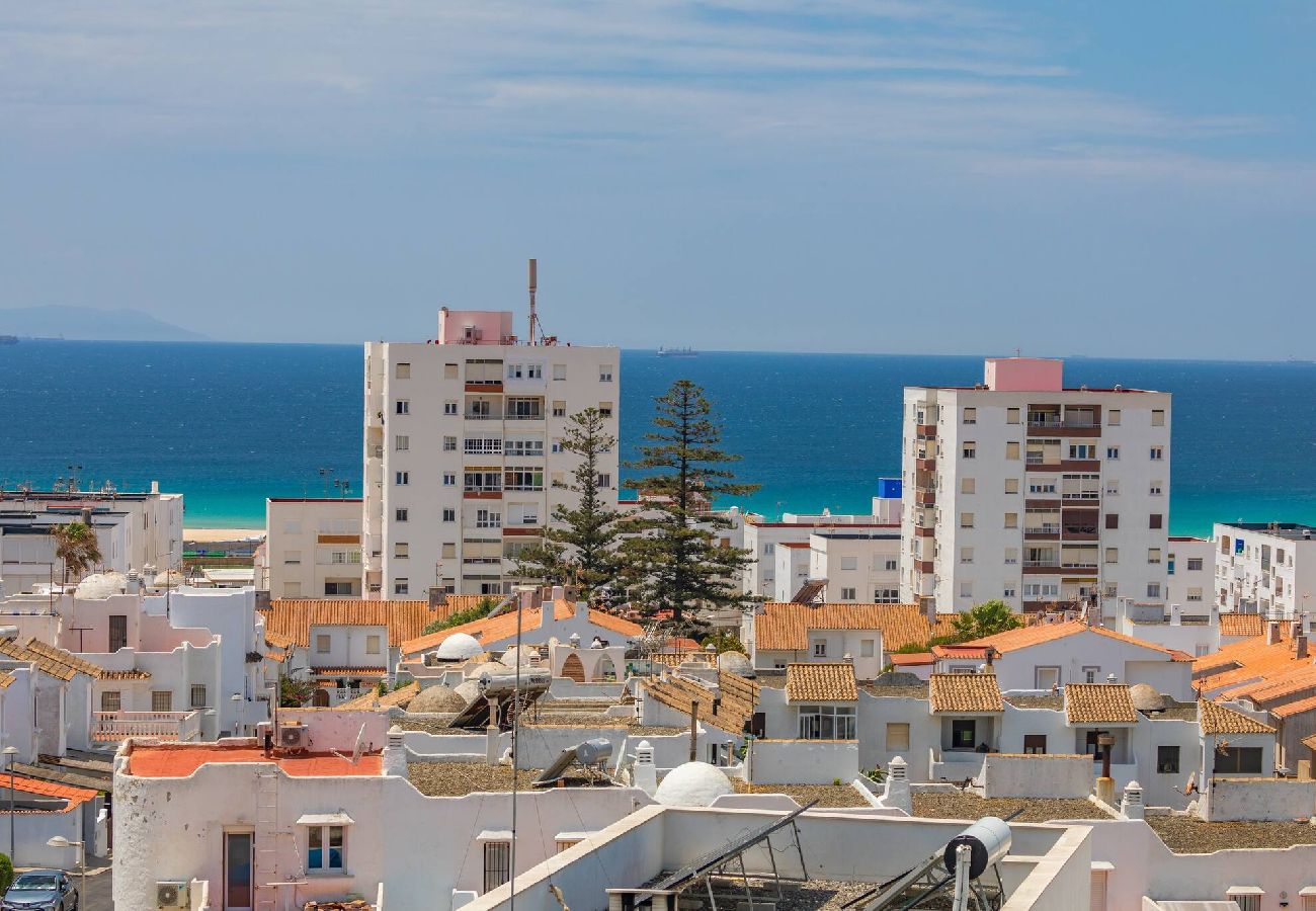 Apartamento en Tarifa - Vistas, piscina, terraza & fibra 