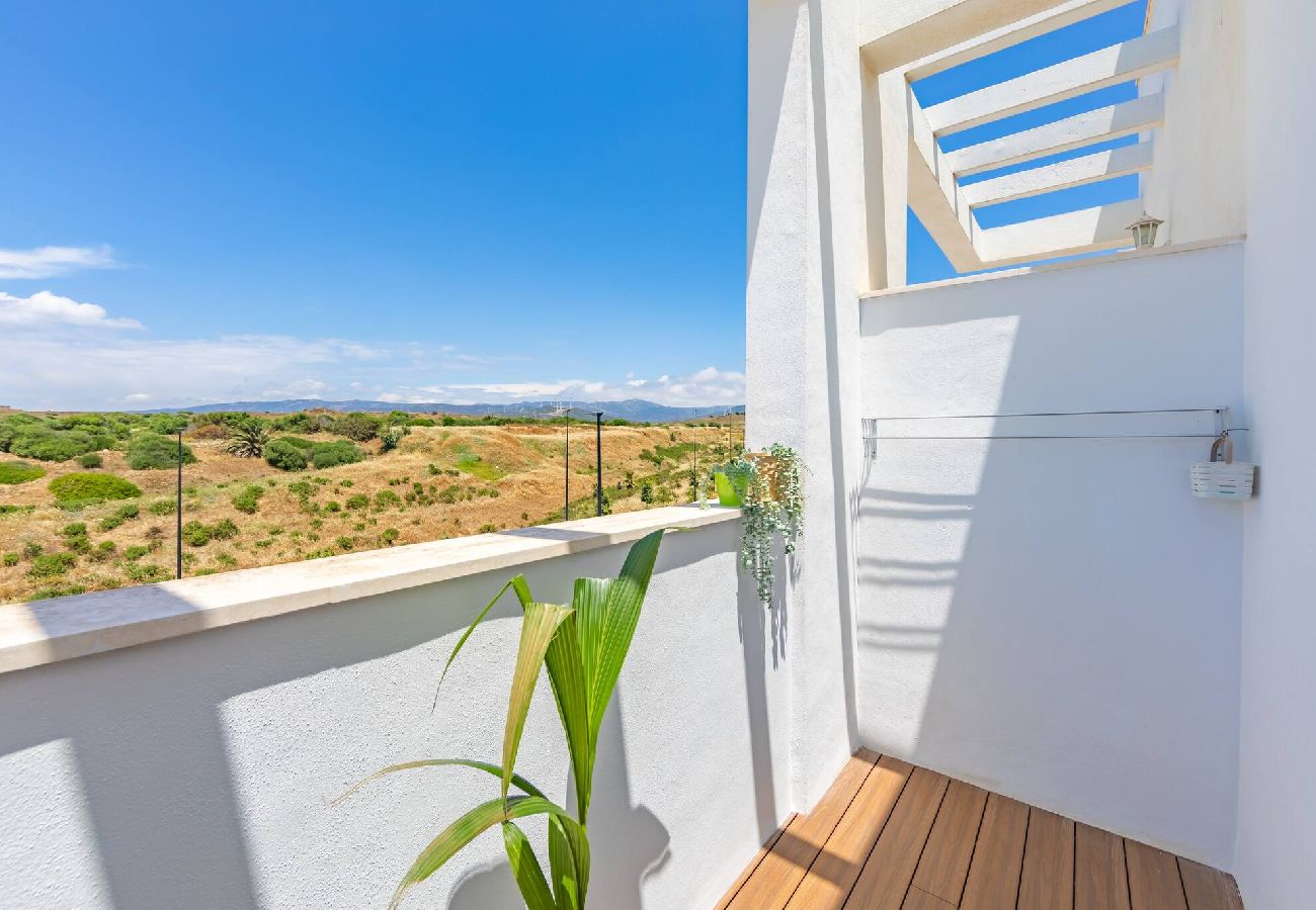 Apartamento en Tarifa - Vistas, piscina, terraza & fibra 