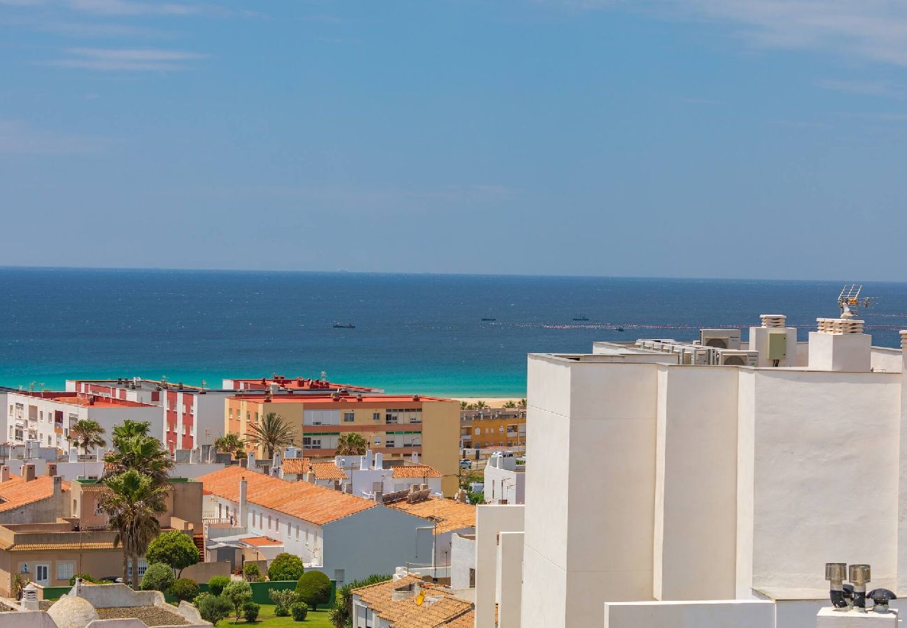 Apartamento en Tarifa - Vistas, piscina, terraza & fibra 