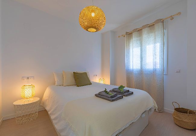 Apartamento en Tarifa - Ventura-Céntrico, Piscina, Balcón WIFI y Parking  Apartamento en Tarifa - Ventura-Céntrico, Piscina, Balcón WIFI y Parking