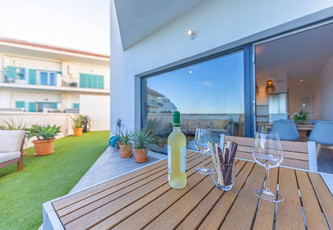 Residencial en Tarifa - Gran jardín privado y Piscina - WIFI Fibra Óptica  Residencial en Tarifa - Gran jardín privado y Piscina - WIFI Fibra Óptica