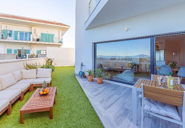 Residencial en Tarifa - Gran jardín privado y Piscina - WIFI Fibra Óptica  Residencial en Tarifa - Gran jardín privado y Piscina - WIFI Fibra Óptica