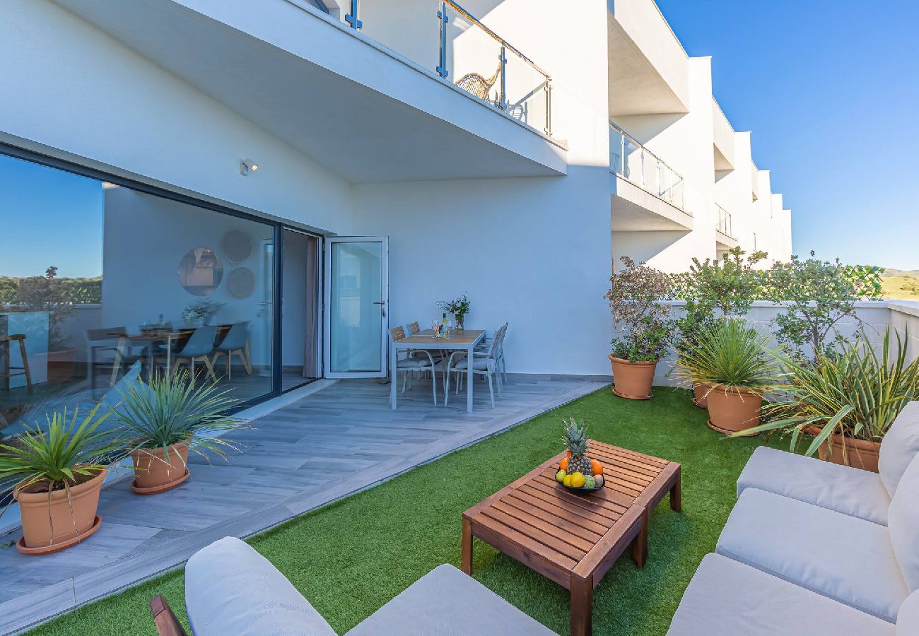 Residencial en Tarifa - Gran jardín privado y Piscina - WIFI Fibra Óptica 