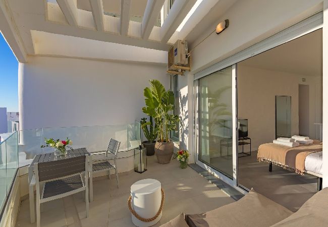 Estudio en Tarifa - Whalehouse 1 - Diseño y Terraza  - ¡Único!  Estudio en Tarifa - Whalehouse 1 - Diseño y Terraza  - ¡Único!