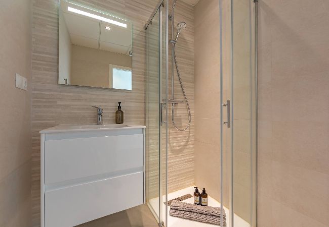 Estudio en Tarifa - Whalehouse 1 - Diseño y Terraza  - ¡Único!  Estudio en Tarifa - Whalehouse 1 - Diseño y Terraza  - ¡Único!