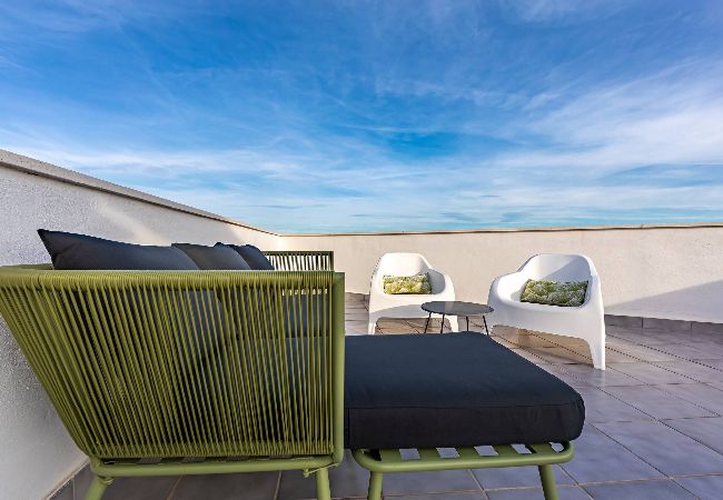 Residencial en Tarifa - Terraza, Azotea y Piscina - SimplyTarifa  Residencial en Tarifa - Terraza, Azotea y Piscina - SimplyTarifa