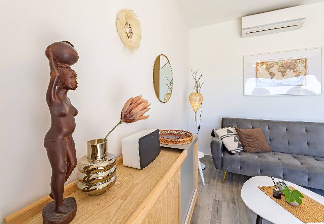 Residencial en Tarifa - Terraza, Azotea y Piscina - SimplyTarifa  Residencial en Tarifa - Terraza, Azotea y Piscina - SimplyTarifa