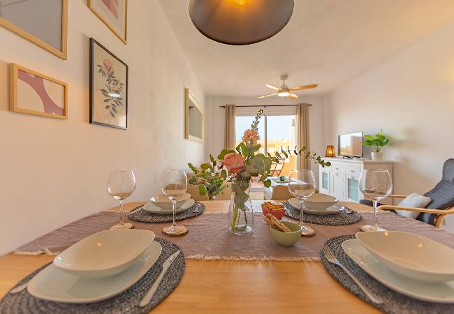 Apartamento en Tarifa - 1a linea playa, piscina & terraza - *SimplyTarifa*  Apartamento en Tarifa - 1a linea playa, piscina & terraza - *SimplyTarifa*