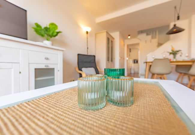 Apartamento en Tarifa - 1a linea playa, piscina & terraza - *SimplyTarifa*  Apartamento en Tarifa - 1a linea playa, piscina & terraza - *SimplyTarifa*