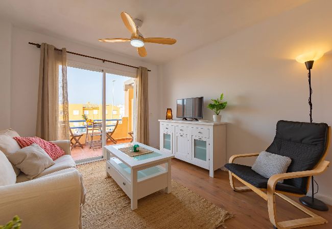 Apartamento en Tarifa - 1a linea playa, piscina & terraza - *SimplyTarifa*  Apartamento en Tarifa - 1a linea playa, piscina & terraza - *SimplyTarifa*