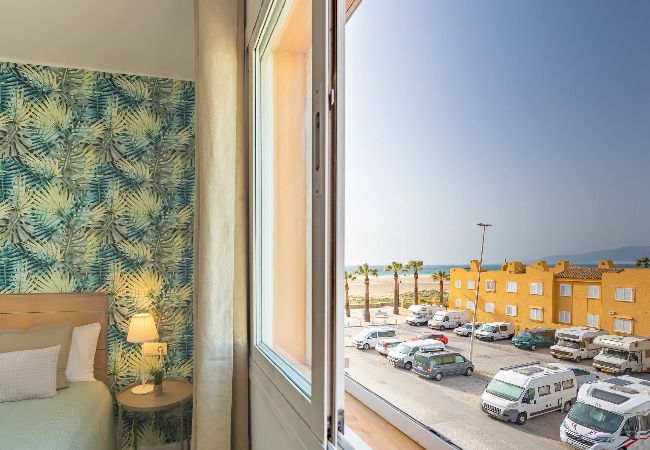 Apartamento en Tarifa - 1a linea playa, piscina & terraza - *SimplyTarifa*  Apartamento en Tarifa - 1a linea playa, piscina & terraza - *SimplyTarifa*