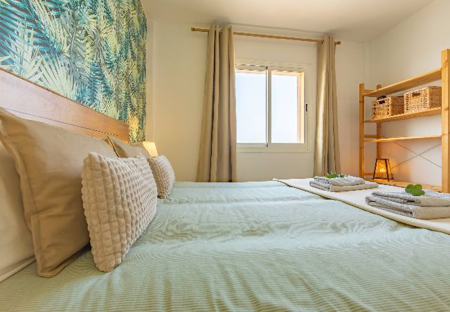 Apartamento en Tarifa - 1a linea playa, piscina & terraza - *SimplyTarifa*  Apartamento en Tarifa - 1a linea playa, piscina & terraza - *SimplyTarifa*