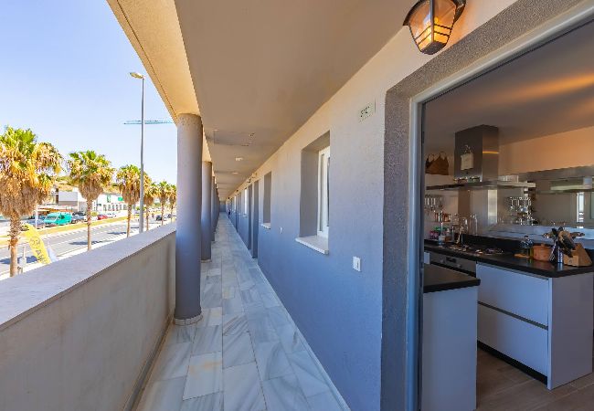 Apartamento en Tarifa - Piscina, Terraza, cerca de la playa y oficina  Apartamento en Tarifa - Piscina, Terraza, cerca de la playa y oficina