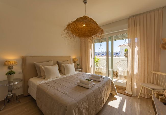 Apartamento en Tarifa - Piscina, Terraza, cerca de la playa y oficina  Apartamento en Tarifa - Piscina, Terraza, cerca de la playa y oficina