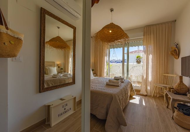 Apartamento en Tarifa - Piscina, Terraza, cerca de la playa y oficina  Apartamento en Tarifa - Piscina, Terraza, cerca de la playa y oficina