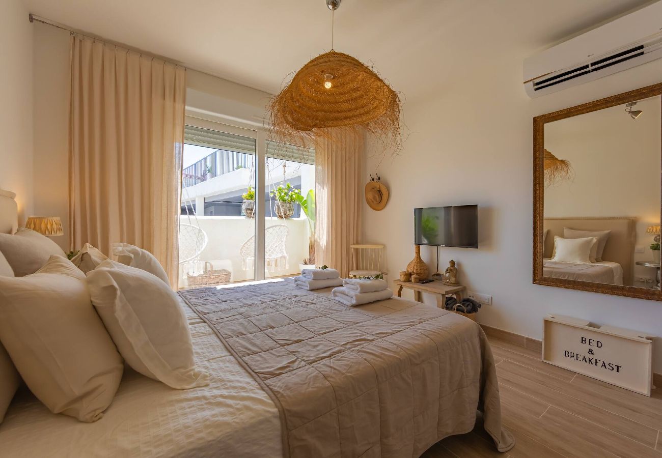 Apartamento en Tarifa - Piscina, Terraza, cerca de la playa y oficina 