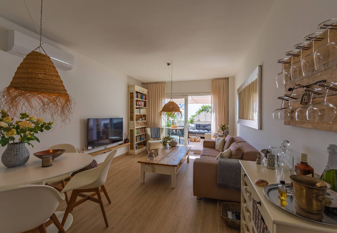 Apartamento en Tarifa - Piscina, Terraza, cerca de la playa y oficina 