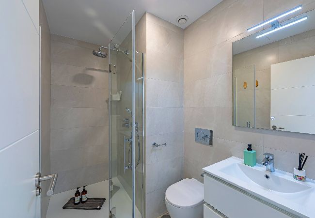 Apartamento en Tarifa - Céntrico pero tranquilo - Terraza  - Fibra Óptica  Apartamento en Tarifa - Céntrico pero tranquilo - Terraza  - Fibra Óptica