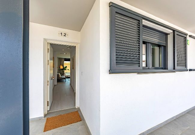 Apartamento en Tarifa - Céntrico pero tranquilo - Terraza  - Fibra Óptica  Apartamento en Tarifa - Céntrico pero tranquilo - Terraza  - Fibra Óptica