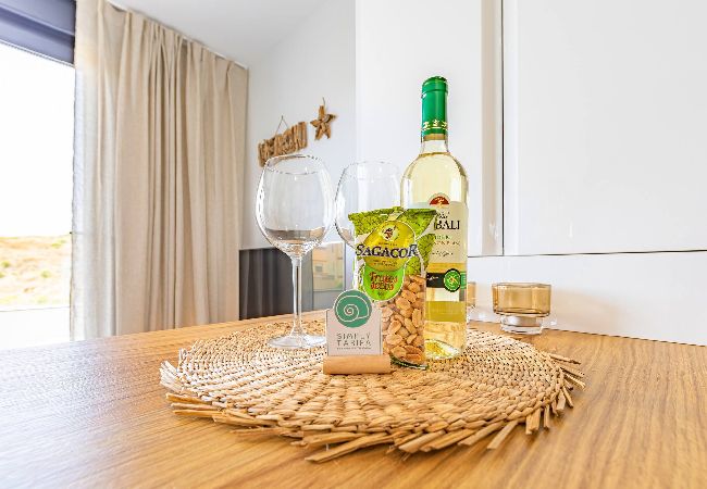 Apartamento en Tarifa - Céntrico pero tranquilo - Terraza  - Fibra Óptica  Apartamento en Tarifa - Céntrico pero tranquilo - Terraza  - Fibra Óptica