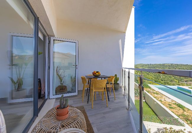 Apartamento en Tarifa - Centrico, Terraza y Piscina - WIFI Fibra  Apartamento en Tarifa - Centrico, Terraza y Piscina - WIFI Fibra