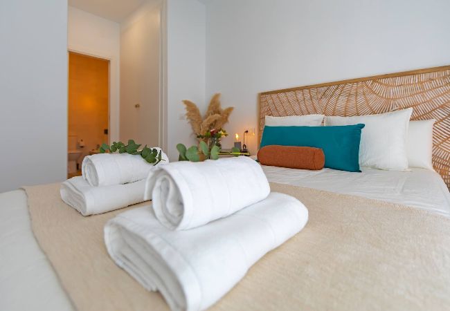 Apartamento en Tarifa - Centrico, Terraza y Piscina - WIFI Fibra  Apartamento en Tarifa - Centrico, Terraza y Piscina - WIFI Fibra