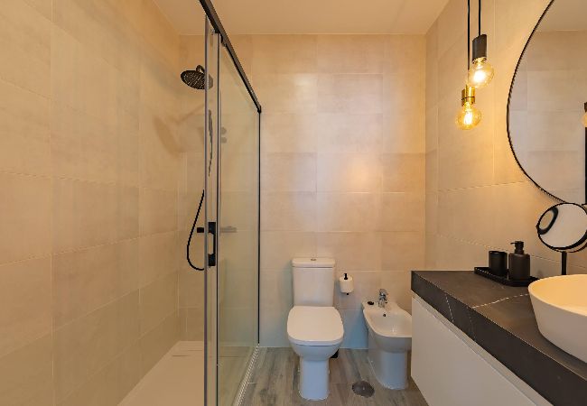 Apartamento en Tarifa - Centrico, Terraza y Piscina - WIFI Fibra  Apartamento en Tarifa - Centrico, Terraza y Piscina - WIFI Fibra