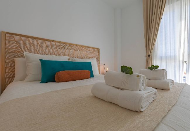 Apartamento en Tarifa - Centrico, Terraza y Piscina - WIFI Fibra  Apartamento en Tarifa - Centrico, Terraza y Piscina - WIFI Fibra