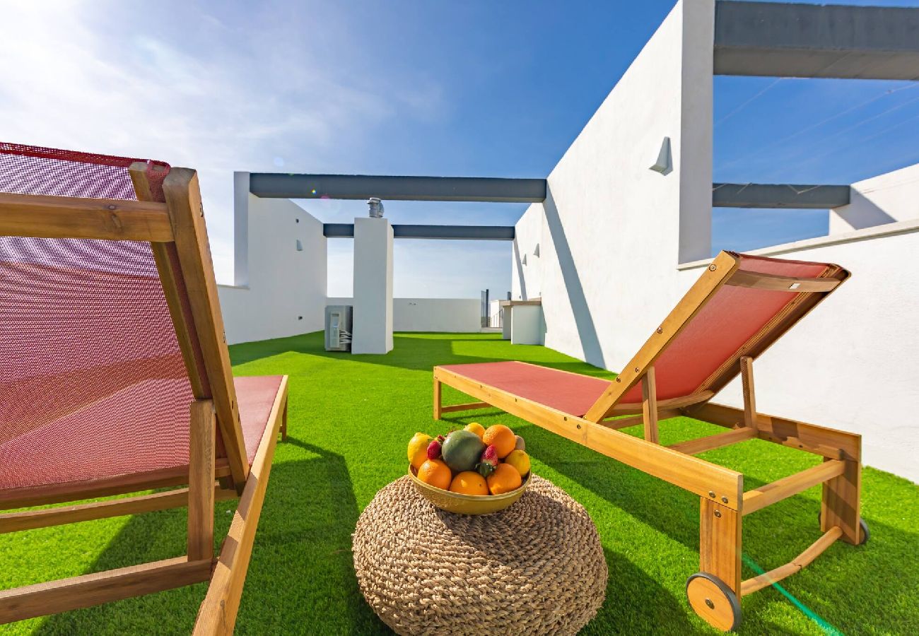 Apartamento en Tarifa - Centrico, Terraza y Piscina - WIFI Fibra 