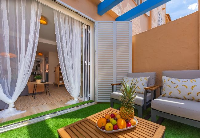 Apartamento en Tarifa - 1a linea playa, piscina, terraza, garaje y fibra  Apartamento en Tarifa - 1a linea playa, piscina, terraza, garaje y fibra