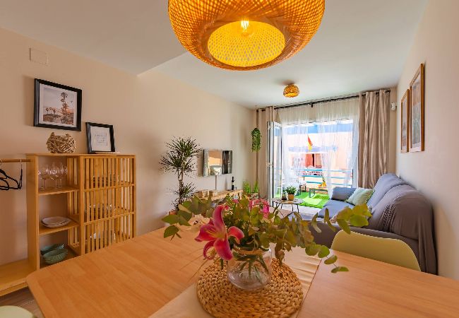 Apartamento en Tarifa - 1a linea playa, piscina, terraza, garaje y fibra  Apartamento en Tarifa - 1a linea playa, piscina, terraza, garaje y fibra